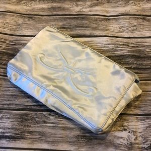 Leontine Linens Bergdorf Goodman Pale Blue Case